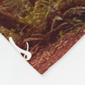 Nassstraße durch grüne Bäume in Humboldt Herbst Fleecedecke (Ecke)