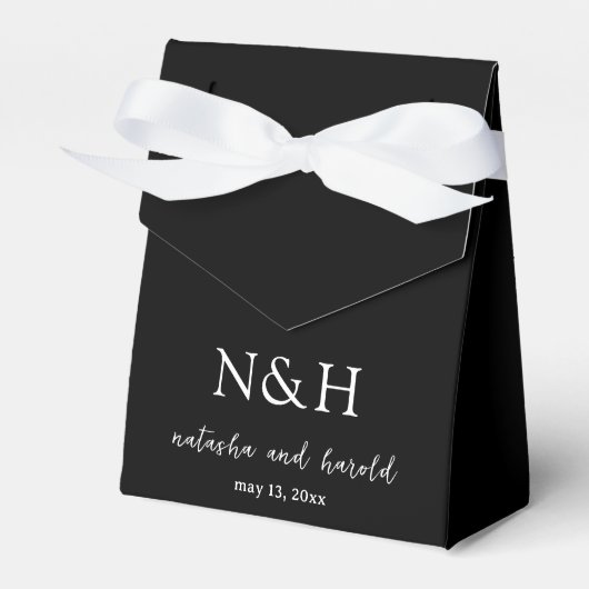 Natasha Black Monogram Modern Wedding Geschenkschachtel (Vorderseite)