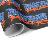 Nathan Vorname Name Graffiti blue orange Geschenkpapier (Rolleneckpunkt)