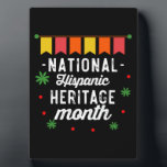 National Hispanic Heritage Monte Funny Gift Fotoplatte<br><div class="desc">National Hispanic Heritage Month Funny Gift hispanic, latinos, herbe, latina, spanisch, Vintag, Retro, mexican, Culture, mexico, Flaggen, stolze, Geschenke, Stolz, Lateinamerika, Unabhängigkeit, Länder, nationales hispanisches Erbe Monat, 2021, Regenbogen</div>