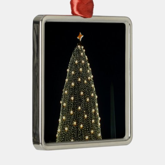 National Xmas Tree & Washington Monument at Night Silbernes Ornament (Rechts)