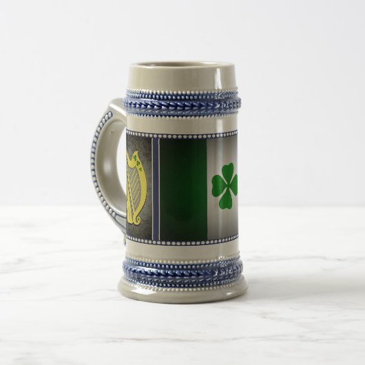 Nationale Flagge Irlands, Harfe, grüne Kleeblätter Bierglas (Vorderseite Links)