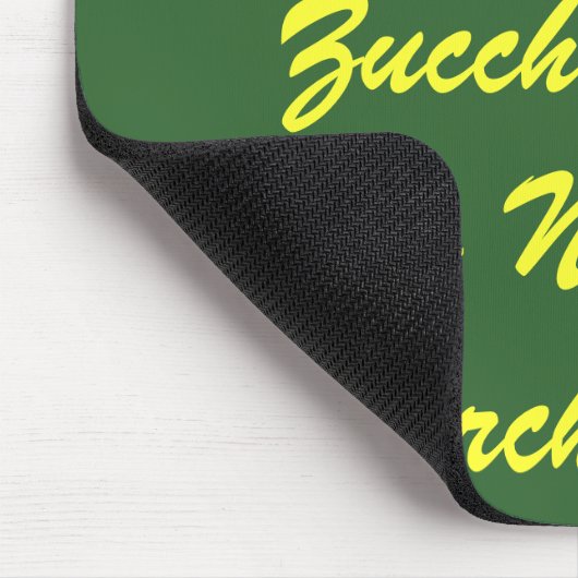 Nationaler Zucchini-Tag! Mousepad (Ecke)