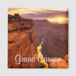 Nationalpark Grand Canyon Magnet<br><div class="desc">Worte können nur hoffen, die Vision zu beschreiben, die der Grand Canyon ist. Diejenigen, die es zum ersten Mal sehen, verlieren oft ihre Worte, und andere sagen immer noch, es zum ersten Mal zu sehen, sei wie eine religiöse Erfahrung. Dieser lustige Reisemagnet zeichnet sich durch einen schönen Sonnenuntergang über dem...</div>