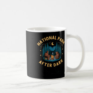 Nationalpark nach Einbruch der Dunkelheit Lustiger Kaffeetasse