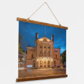 Nationaltheater Oslo Wandteppich Mit Holzrahmen (Gewinkelt)