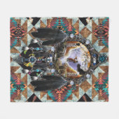 Native American Spirit Warrior Pullover Fleecedecke (Vorderseite (Horizontal))