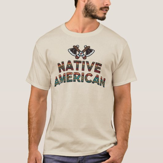 Native American Text Pattern T-Shirt (Vorderseite)
