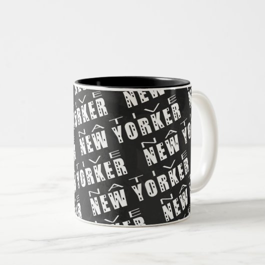 Native New Yorker Pattern Zweifarbige Tasse (VorderseiteRechts)