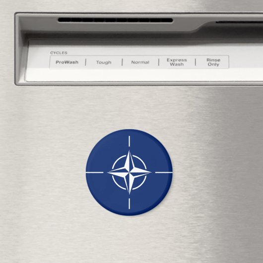 NATO Flag Magnet (In Situ (Geschirrspüler))