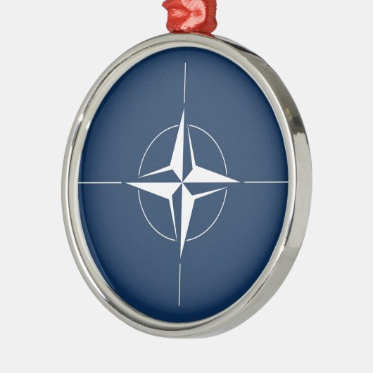 NATO Flag Ornament Aus Metall (Links)