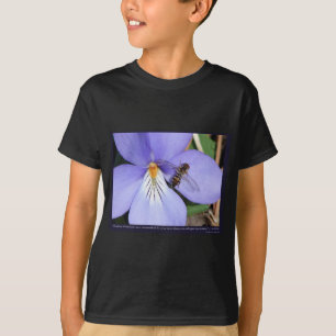 Natur der Liebesvögel-Fuß-Veilchen T-Shirt