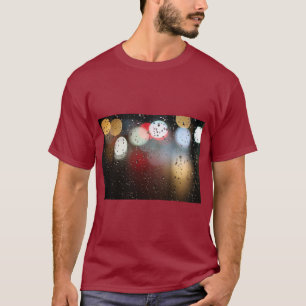 Natur durch ein Glasfenster T-Shirt