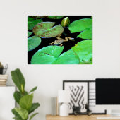 Natur unter Lilien Poster (Heimbüro)