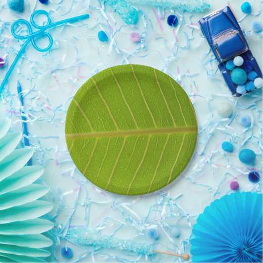 Natural Green Leaf and Light Yellow Line Design Pappteller (Party)