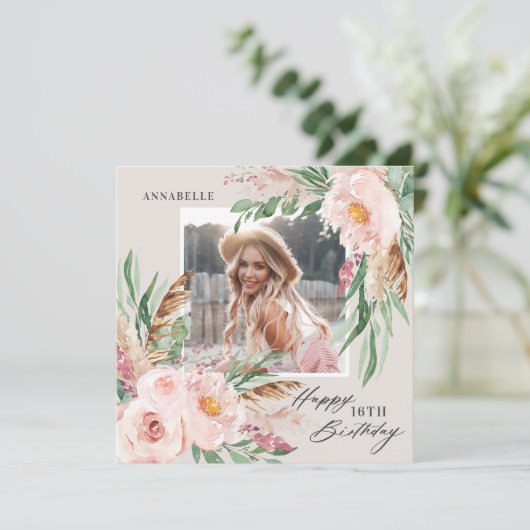 Natural Pink mädchenhaftes Foto Geburtstag Einladung (Stehend Vorderseite)