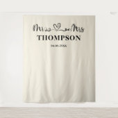 Natural White | Mr and Mrs Elegant Simple Backdrop Wandteppich (Vorderseite)