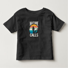 Nature Calls - Umarmung des Großen im Freien Kleinkind T-shirt