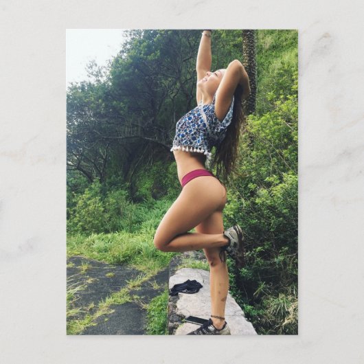 Nature Girl Postkarte (Vorderseite)