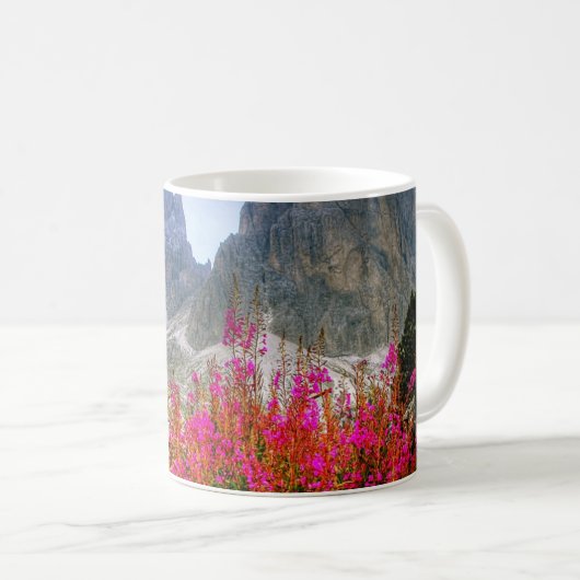 Nature's Symphony: Berglandschaft Kaffeetasse (VorderseiteRechts)