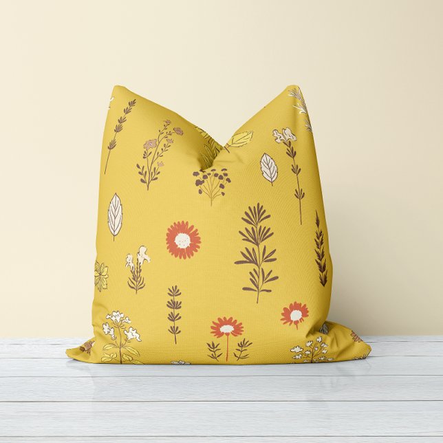 Nature's Touch Yellow Mustard Throw Kissen (Von Creator hochgeladen)