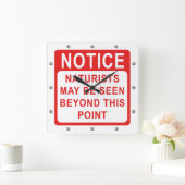 Naturist Beach/Naturist Campingzeichen Quadratische Wanduhr (Zuhause)