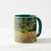 Naturlandschaft, grün, violett, Wiese, Wildblumen Tasse (VorderseiteRechts)