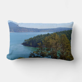 Naturlandschaft, Wasserszene, Blau- und Waldgrün Lendenkissen