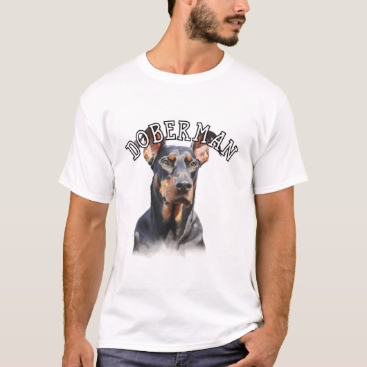 natürliches Ohr Doberman T-Shirt (Vorderseite)