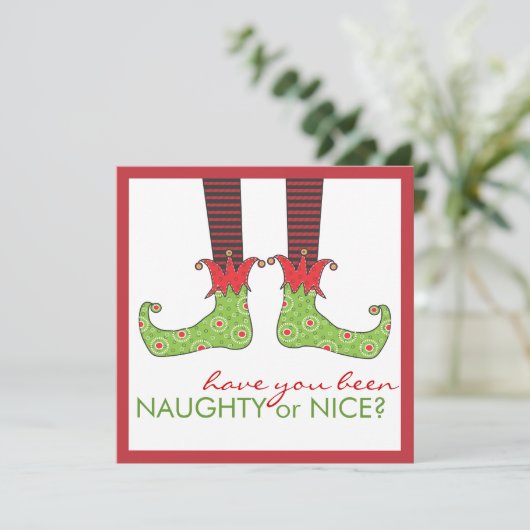 Naughty oder Nice Elf Fee Weihnachtsfest Party Einladung (Stehend Vorderseite)