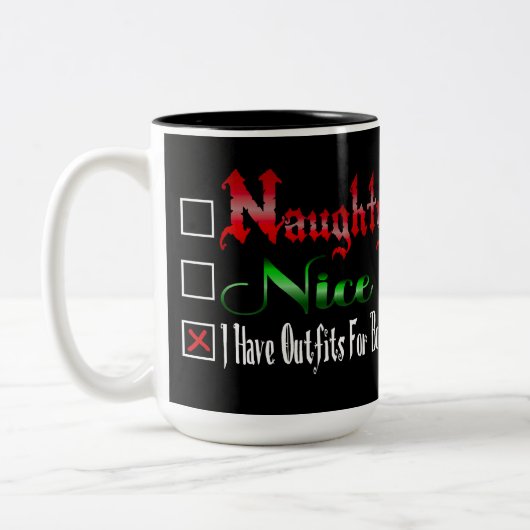 Naughty oder Nice Kokett Black Zweifarbige Tasse (Links)