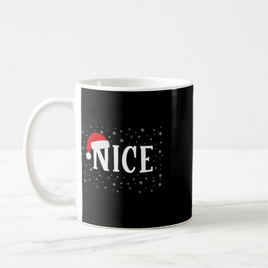 Naughty oder Nice Matching Weihnachtskostüm Kaffeetasse (Links)