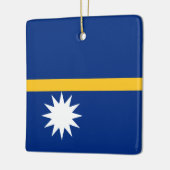 Nauru-Flagge Keramikornament (Links)
