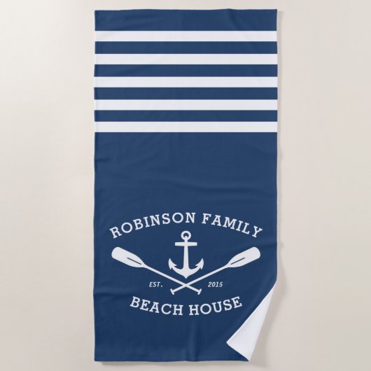 Nautic Anchor Oars Familienname Beach House Strandtuch (Vorderseite)