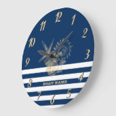 Nautic, Gold Seashells Navy Blue Stripes Große Wanduhr (Winkel)