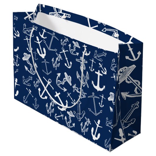 Nautic Navy Blue Anchor Muster Große Geschenktüte (Rückseite Schrägansicht)