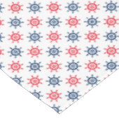 Nautic Red White Blue Fun Patriotic Feier Tischdecke (Schrägansicht)