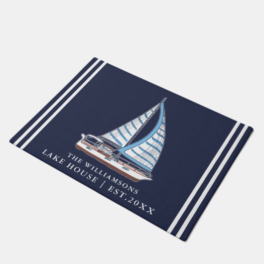 Nautic Sail Boat Navy Blue Custom Lake House Fußmatte (Schrägansicht)