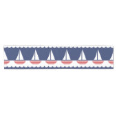 Nautic Sailboat Pattern Navy Blau und Rot Kurzer Tischläufer (Horizontal)