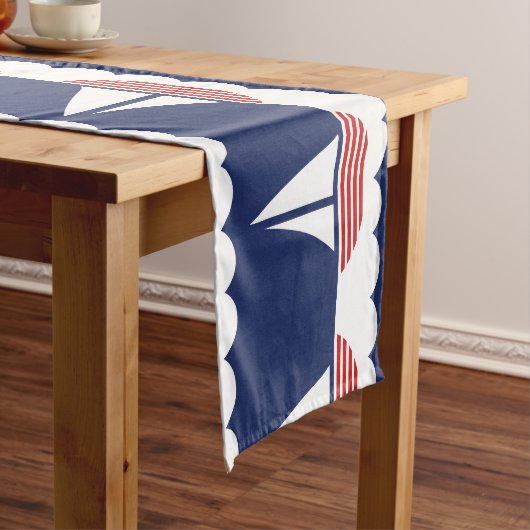 Nautic Sailboat Pattern Navy Blau und Rot Kurzer Tischläufer (Beispiel)