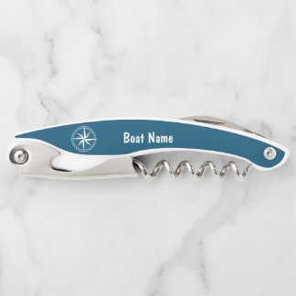 Nautic Star mit dem Namen des Seilbootes Navy Blue Kellnermesser