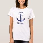 Nautical Anchor Bride Junggeselinnen-Abschied T-Shirt<br><div class="desc">Die Braut wird dieses personalisierte nautische T-Shirt mit dem Wort "Braut" über dem Anker und ihrem Namen darunter Liebe geben. Dieses Design zeigt einen detaillierten zeichn eines marineblauen Ankeres mit Seil. Spaß für deinen Junggeselinnen-Abschied.</div>