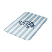Nautical Blue Stripe Navy Anchor Badematte (Schrägansicht)