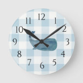 Nautical Blue Whale Gingham Pattern Runde Wanduhr (Vorderseite)