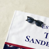 Nautical Modern Navy Blue Monogram Life Preserve Strandtuch (Beispiel)