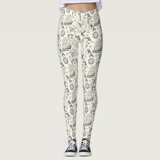 Nautical Old Sailor Tattoos Gemustert Leggings (Vorderseite)