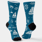 Nautical Paradise: Blue Sailing Boat & Palm Socks Socken (Gewinkelt)