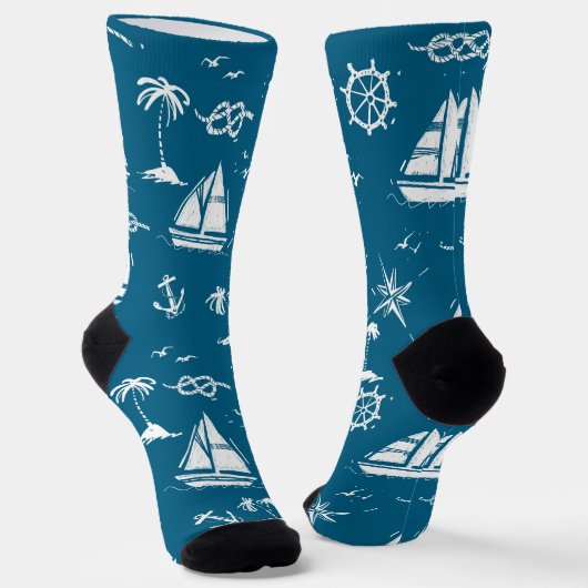 Nautical Paradise: Blue Sailing Boat & Palm Socks Socken (Gewinkelt)
