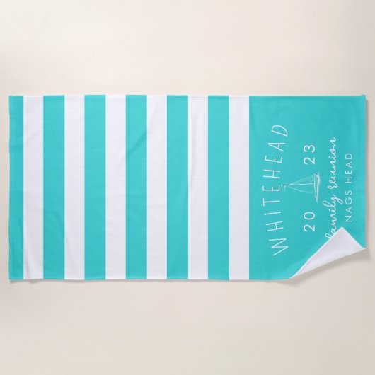 Nautical Sailboat Strip Aqua Blue Monogram Strandtuch (Vorderseite)