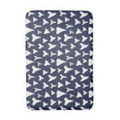 Nautical Sharks Tooth Blue and White Muster Badematte (Vorderseite Vertikal)